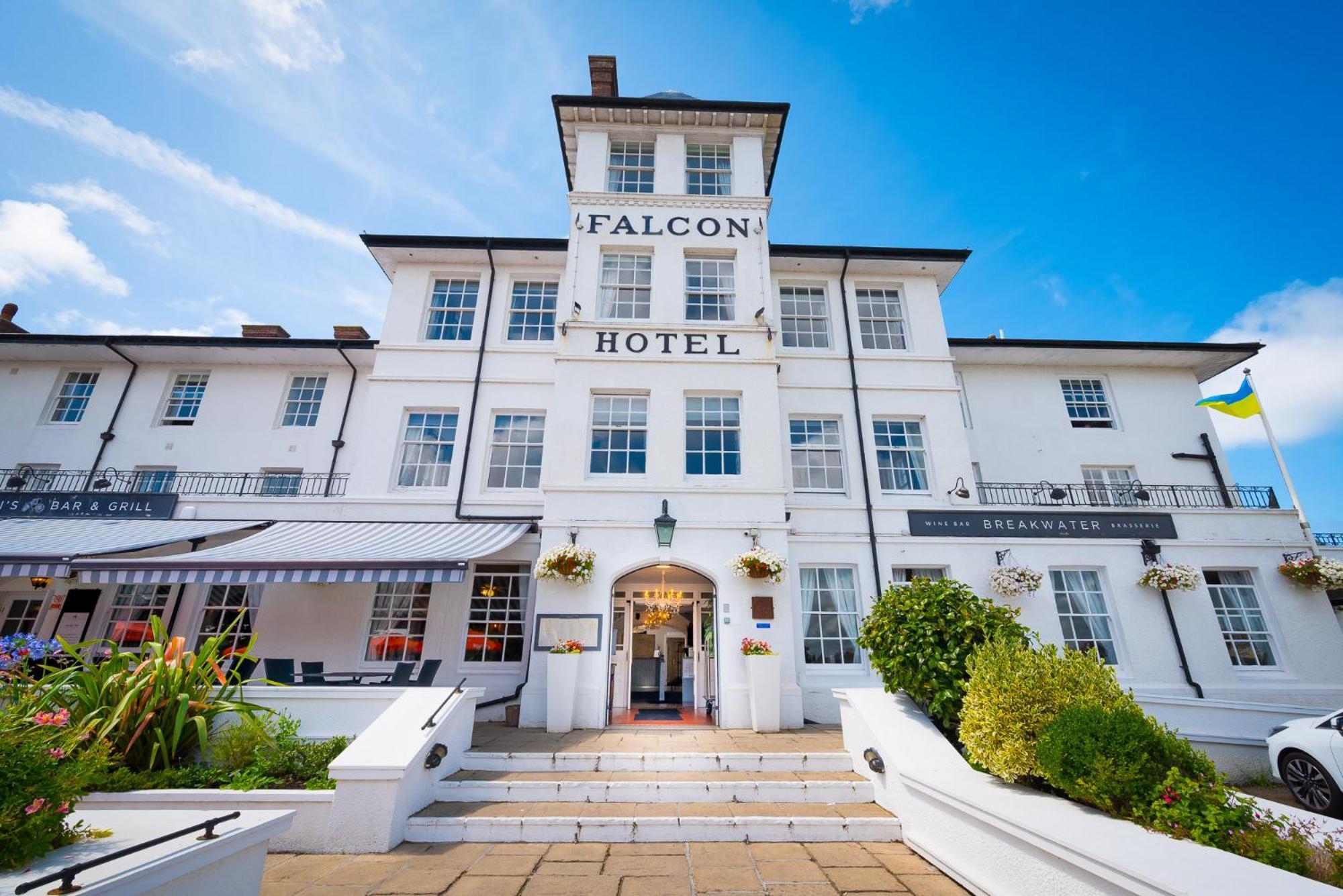 The Falcon Hotel バッド エクステリア 写真